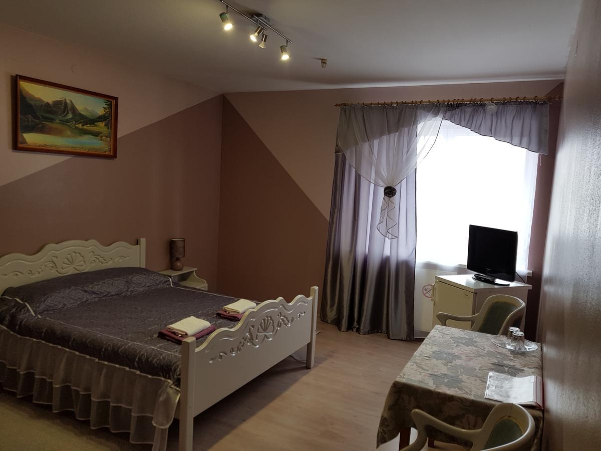 Hotel Suvorov Kobryn Exterior photo